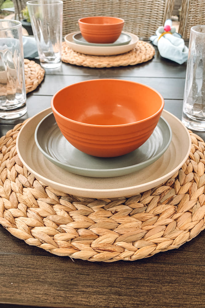 outdoor dinnerware