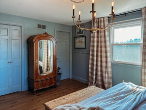 The Best Way To Score Vintage Finds on Facebook Marketplace - The Rural